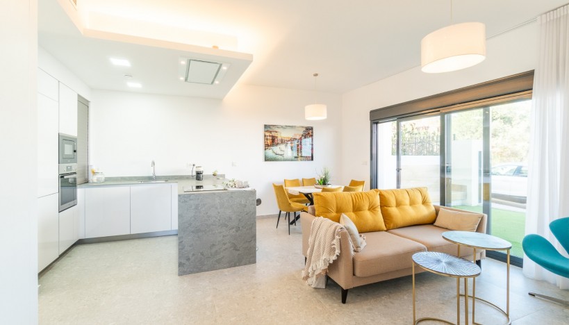 Apartamento  · Nueva construcción  · Torrevieja · 4024