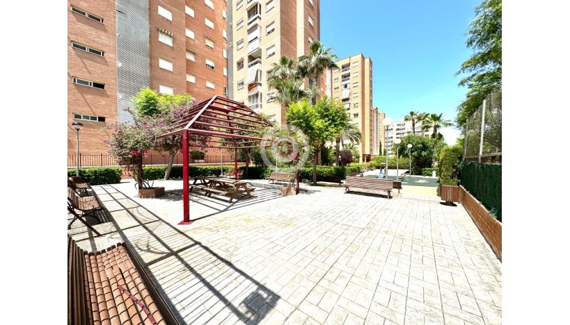 Resale - Apartments · Alicante