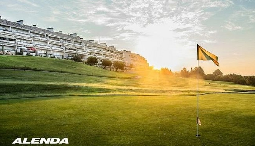 Nueva construcción  - Casas adosadas · Monforte del Cid · Alenda Golf