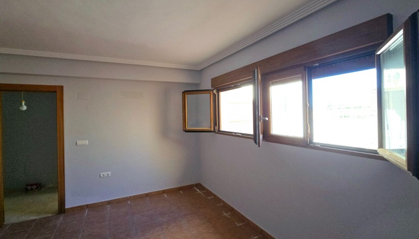 Resale - Terraced Houses · Algorfa