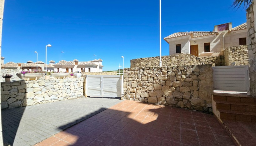 Resale - Terraced Houses · Algorfa