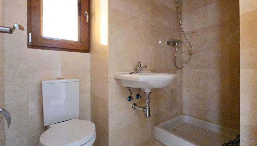 Resale - Terraced Houses · Algorfa