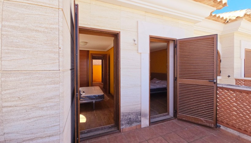 Resale - Terraced Houses · Algorfa