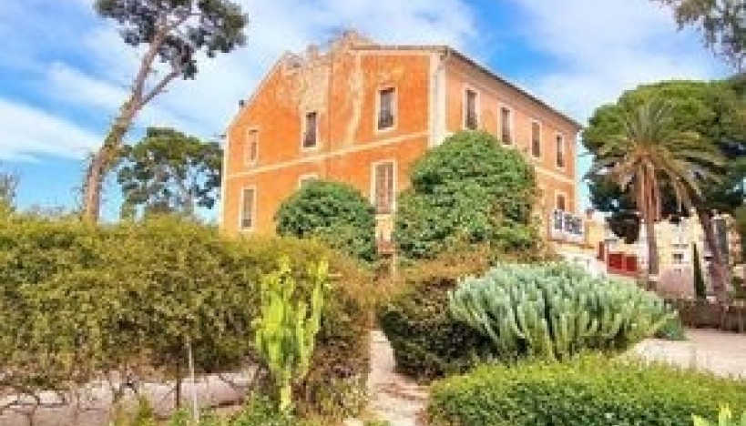 Resale - Luxury Villas · San Juan de Alicante