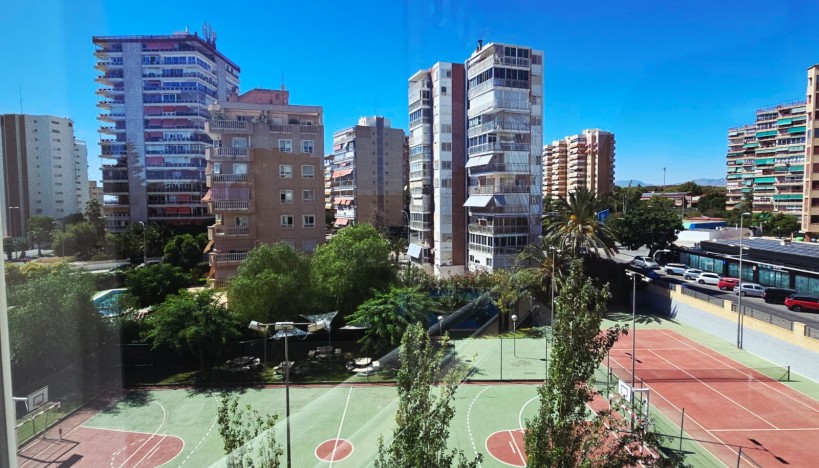 Alquiler a largo plazo - Piso · Playa San Juan - Cabo Huertas / Alicante  · Cabo de las Huertas