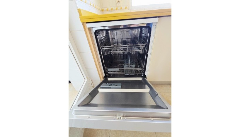 Alquiler a largo plazo - Piso · Playa San Juan - Cabo Huertas / Alicante  · Cabo de las Huertas