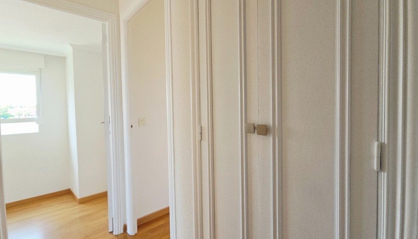 Alquiler a largo plazo - Piso · Playa San Juan - Cabo Huertas / Alicante  · Cabo de las Huertas