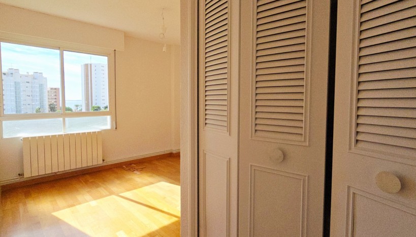 Alquiler a largo plazo - Piso · Playa San Juan - Cabo Huertas / Alicante  · Cabo de las Huertas