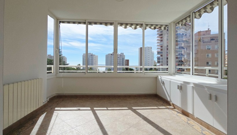 Alquiler a largo plazo - Piso · Playa San Juan - Cabo Huertas / Alicante  · Cabo de las Huertas