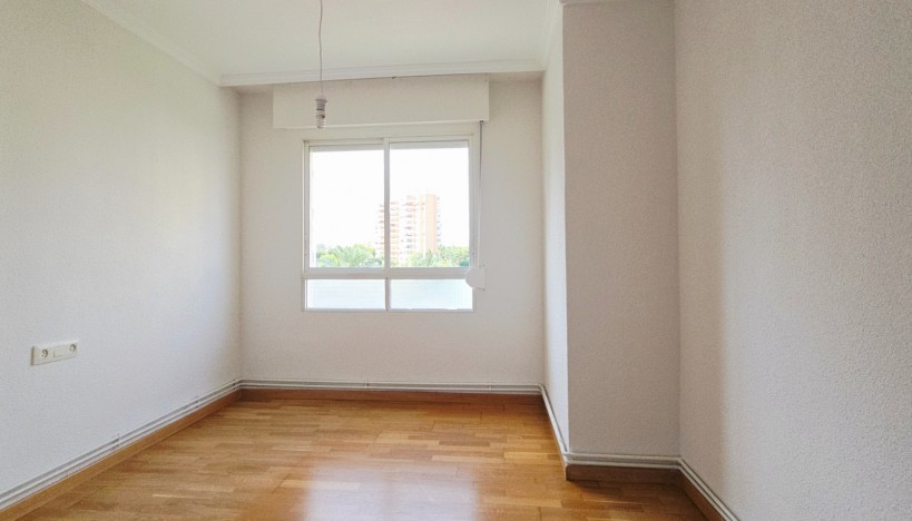 Alquiler a largo plazo - Piso · Playa San Juan - Cabo Huertas / Alicante  · Cabo de las Huertas