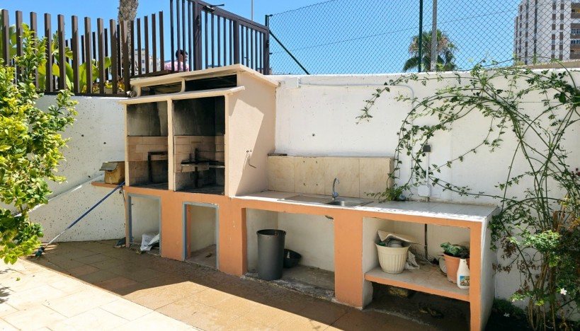 Resale - Flats · Playa San Juan - Pau 5 / Alicante 