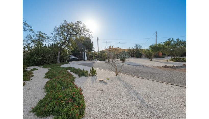 Resale - chalet · San Vicente del Raspeig · Calle Azorin, San Vicente del Raspeig