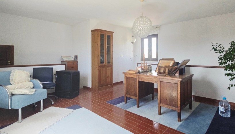 Resale - Luxury Villas · San Juan de Alicante