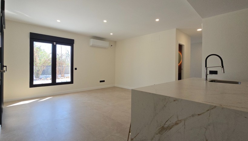 Resale - chalet · San Vicente del Raspeig · Calle Azorin, San Vicente del Raspeig