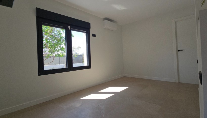 Resale - chalet · San Vicente del Raspeig · Calle Azorin, San Vicente del Raspeig