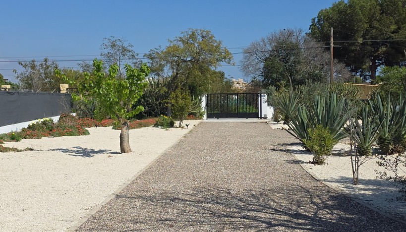 Resale - chalet · San Vicente del Raspeig · Calle Azorin, San Vicente del Raspeig