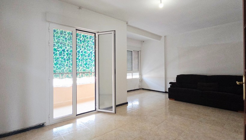 Resale - Apartamento · Alicante