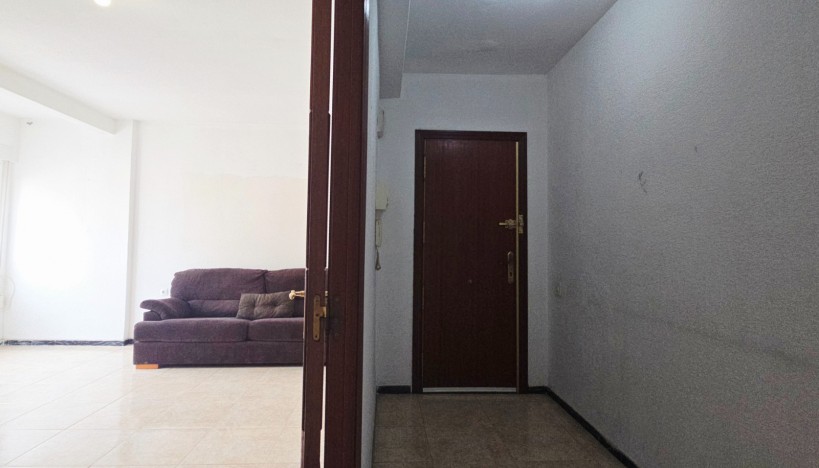 Resale - Apartamento · Alicante