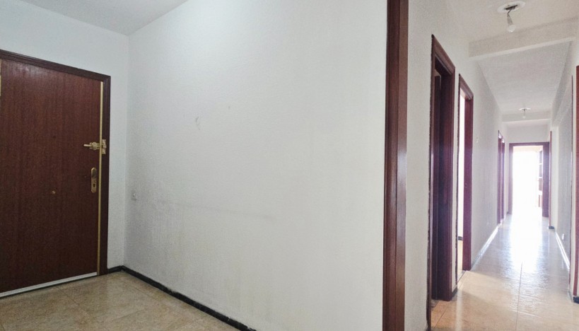 Resale - Apartamento · Alicante