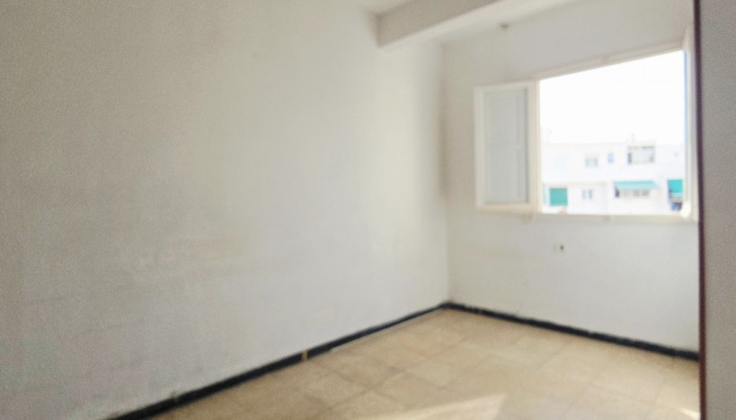 Resale - Apartamento · Alicante