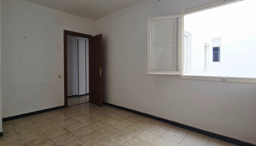 Resale - Apartamento · Alicante