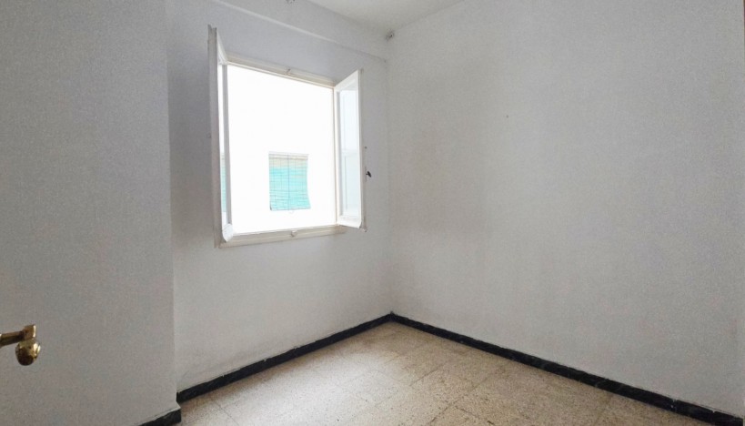 Resale - Apartamento · Alicante